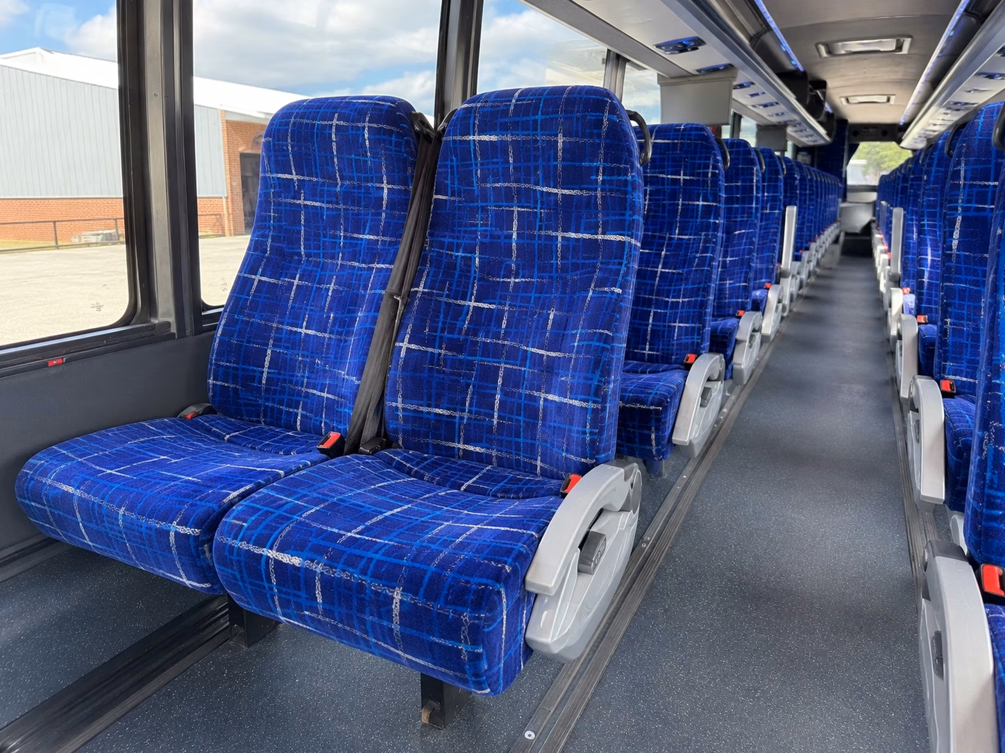 amarillo charter bus rentals for long distance concert trips