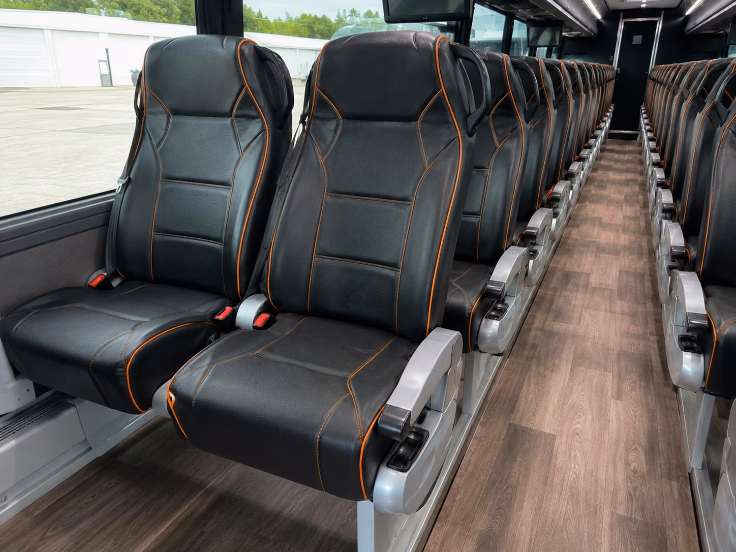 amarillo wedding shuttle buses for downtown hotel guests
